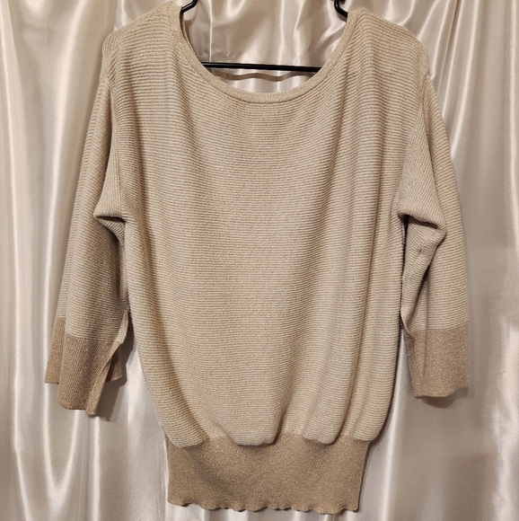 White House Black Market Sweaters - White House Black Market Pullover | Ivory & Gold | 3/4 Sleeve
